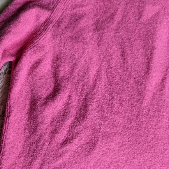 EUC J. Crew Side Slit Supersoft Turtleneck Sweater in Intense Pink - Picture 6 of 16